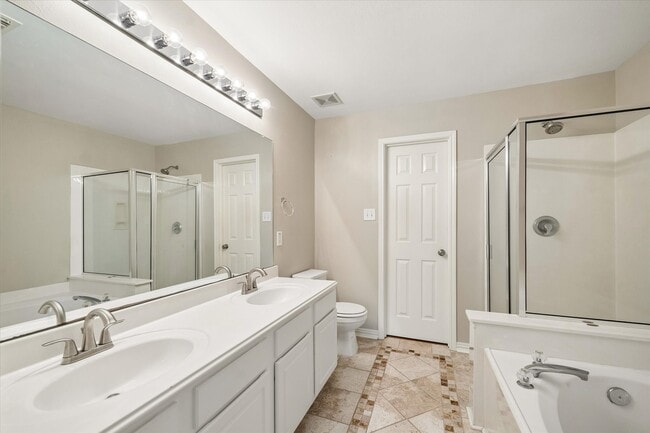 Building Photo - 39 Butterfly Branch Pl