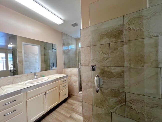Building Photo - 3407 Kimmie Rachelle Ct