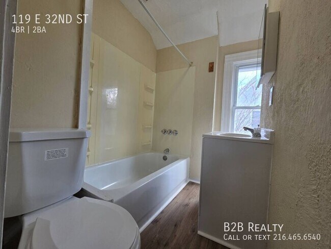 Building Photo - 119 E 32nd St