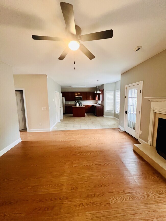 Building Photo - 1223 Hammocks Beach Rd