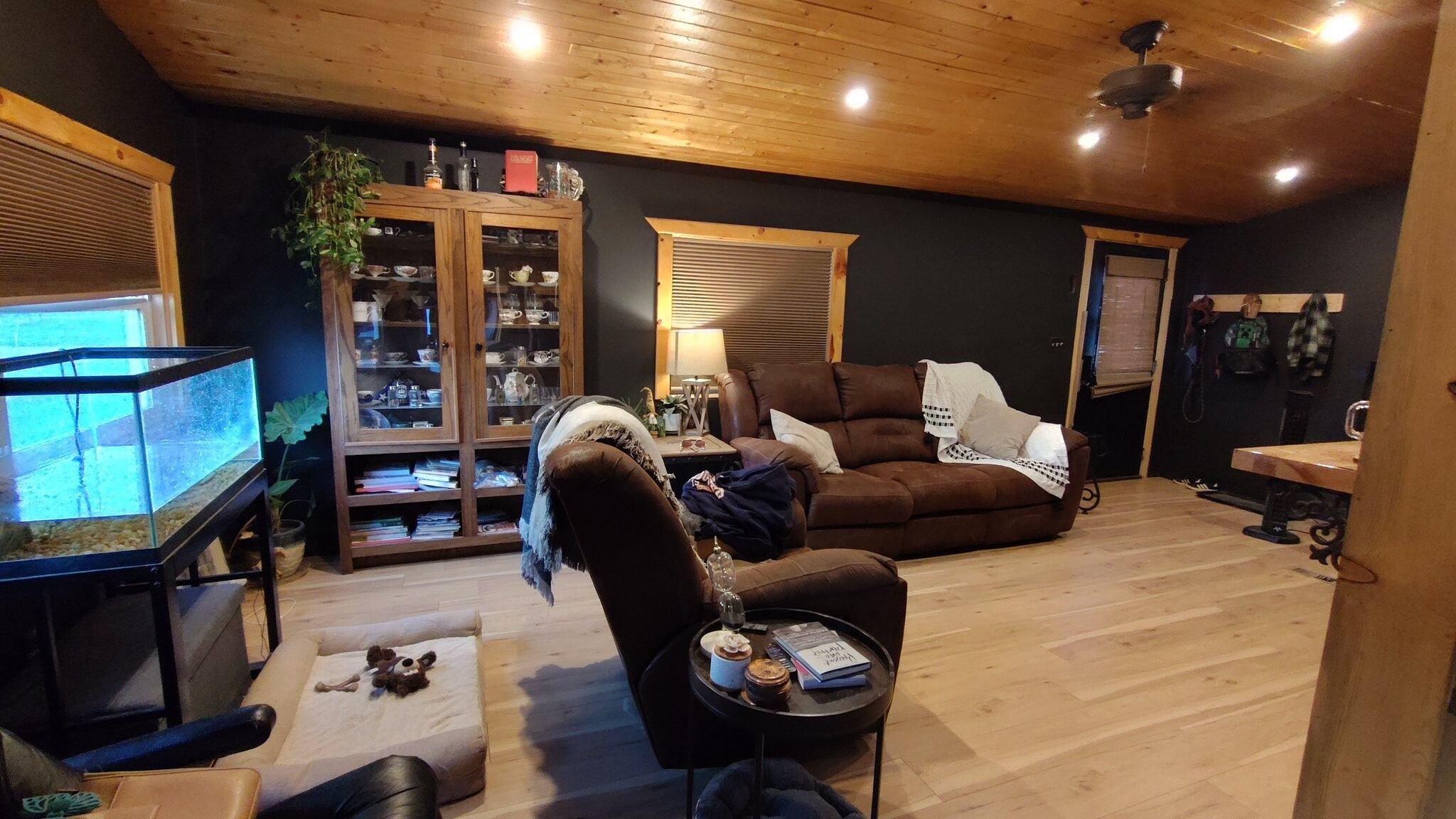 Building Photo - 412 N Edwards St