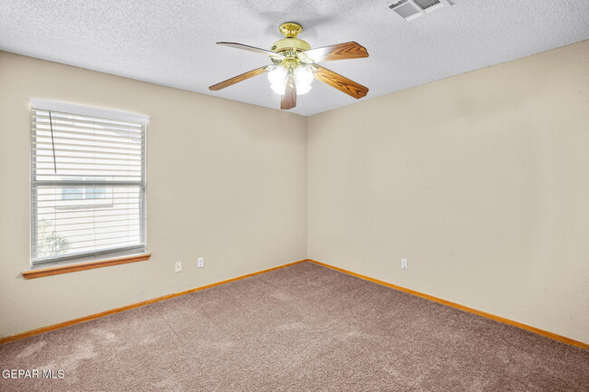 Building Photo - 7089 Tierra Roja St