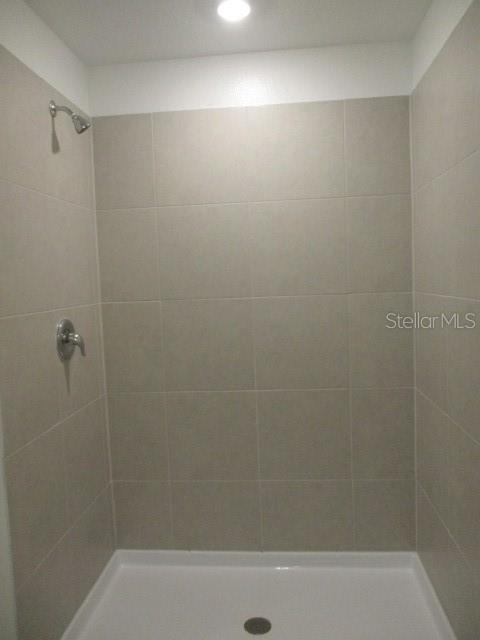 Building Photo - 3382 Alexander Dr