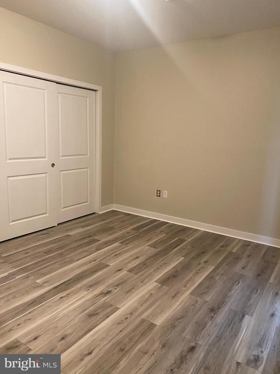 Building Photo - 4742 Pine St