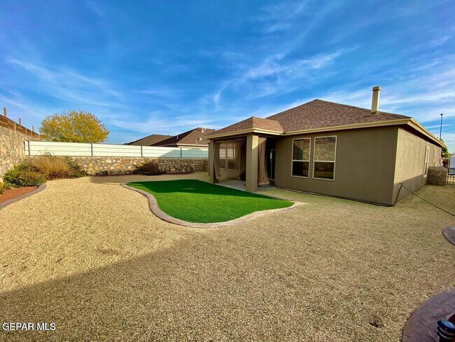 Building Photo - 14277 Desert Sky Dr