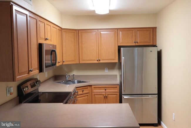 Building Photo - 7907 Gambrill Ct