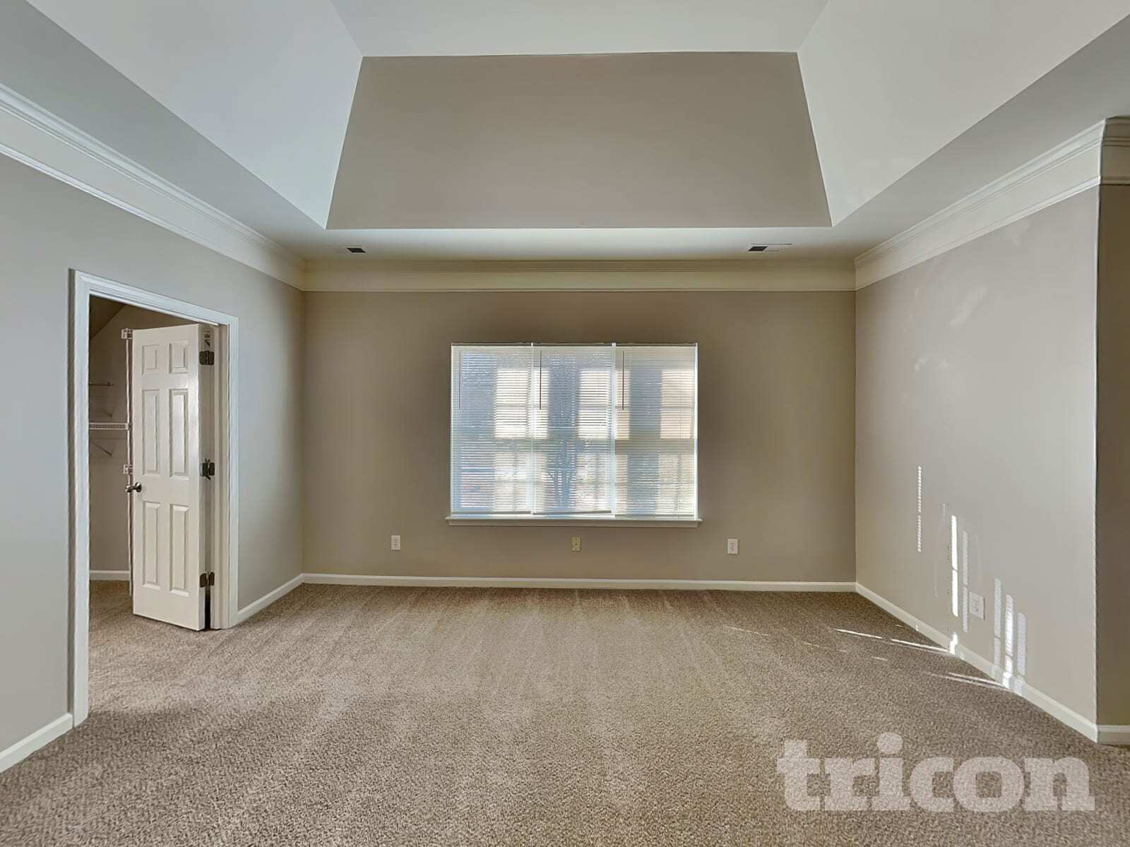 Building Photo - 11730 Crossroads Pl