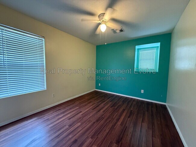 Building Photo - 25824 W Burgess Ln