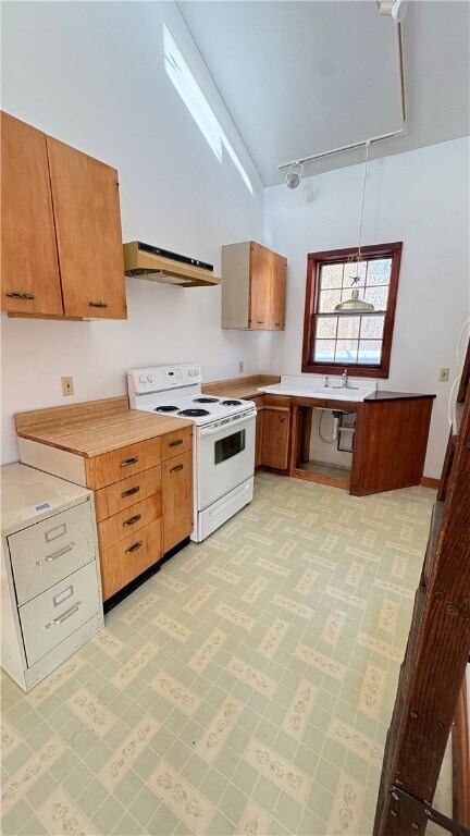 Building Photo - 240 Speed Hill Rd