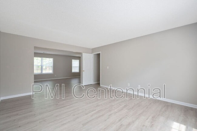 Building Photo - 57 Grandview Ln