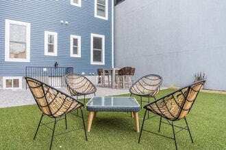 Building Photo - 198 Morgan St