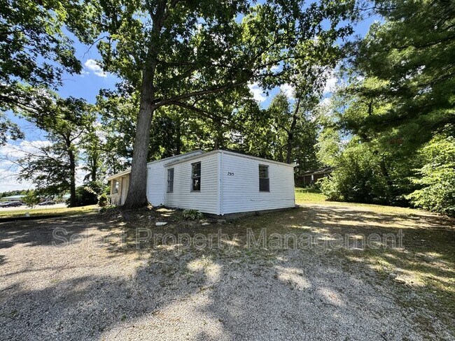 Building Photo - 7515 Aboite Center Rd