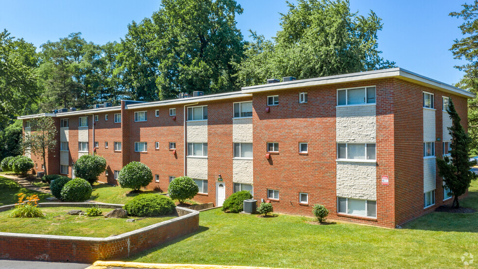 Building Photo - Hamilton Park Apartments