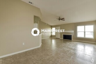 Building Photo - 14619 Hillside Ridge