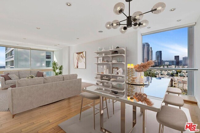 Building Photo - 2222 Ave of the Stars