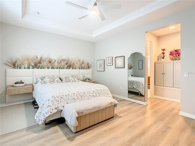 Building Photo - 790 Carmel Ln