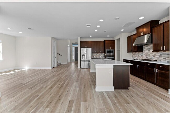 Building Photo - 8901 Chrysler Bend