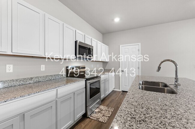 Building Photo - 920 Morningside Dr
