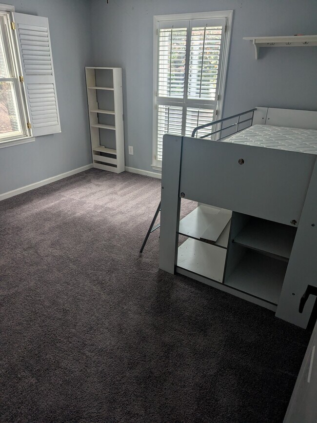 Building Photo - 1116 Santa Fe Station