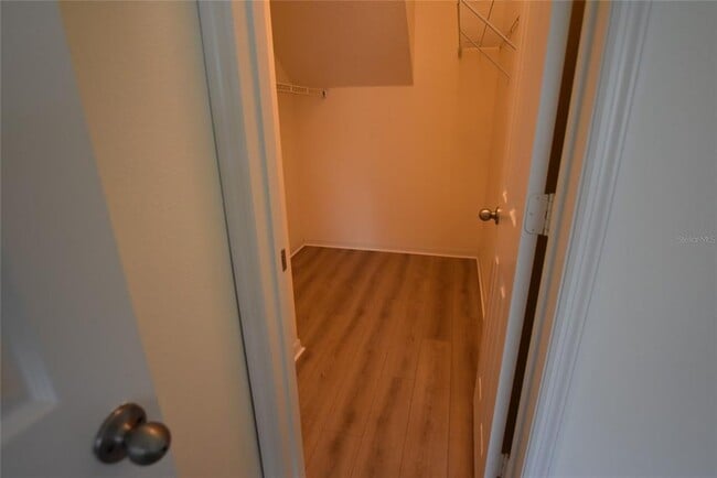 Building Photo - 1123 Honey Blossom Dr