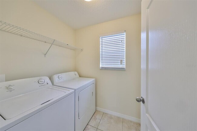 Building Photo - 510 Laguna Mill Dr