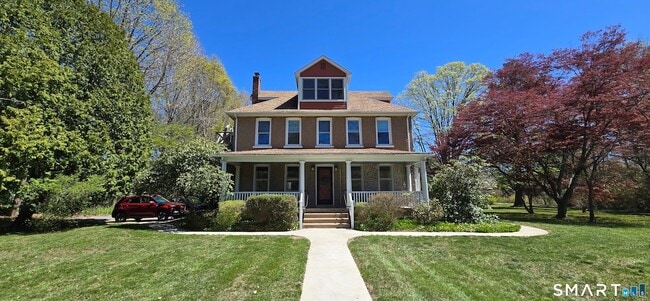 Building Photo - 184 Middlesex Turnpike