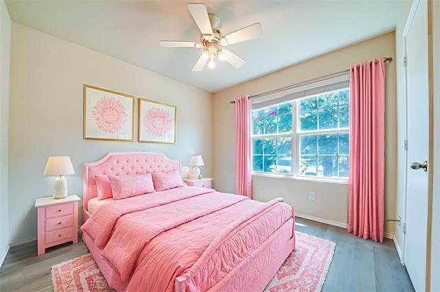 Building Photo - 1426 Raven Dr S