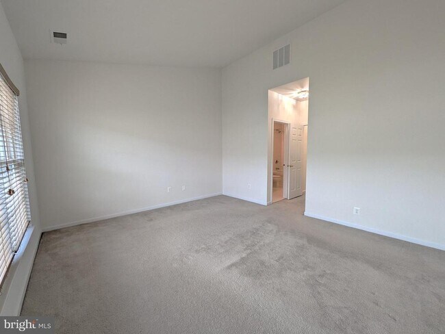 Building Photo - 25015 Riding Center Dr