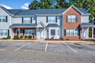 Building Photo - 2BR/2.5BA Clayton Townhouse