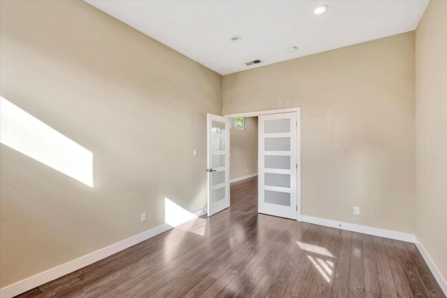 Building Photo - Modern Elegance & Effortless Style l 4BR Santa Clara Home
