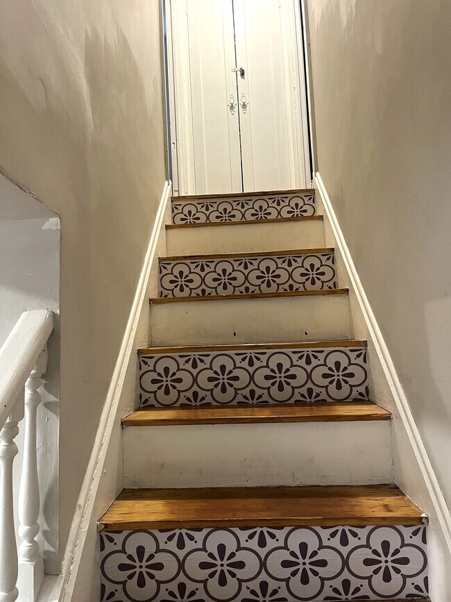 Building Photo - 5070 W 148th St