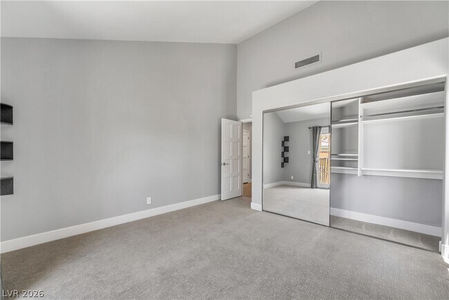 Building Photo - 5142 Southern Hills Ln