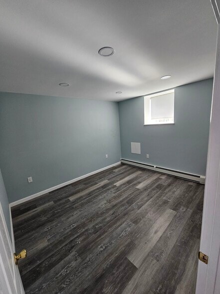 Building Photo - 1230 Smyth Rd