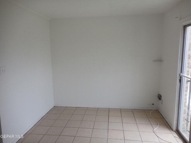 Building Photo - 5804 River Hollow Ct
