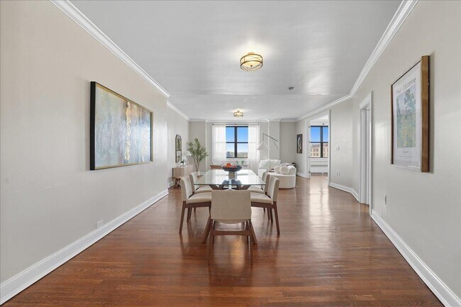 Building Photo - 2600 John F. Kennedy Blvd