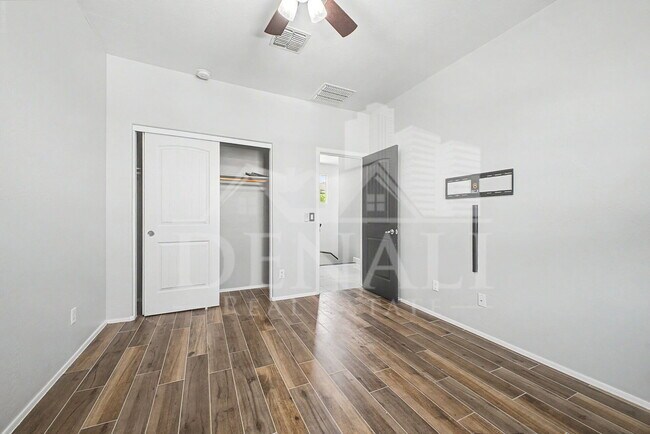 Building Photo - 17737 W Woodrow Ln