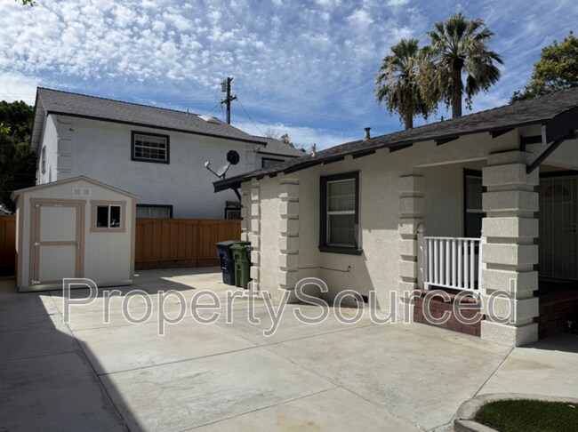Building Photo - 949 Windeler Ave