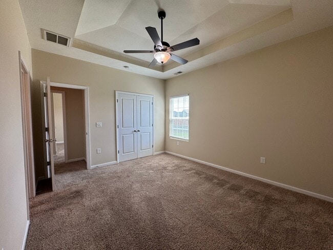Building Photo - 123 John Davis Dr