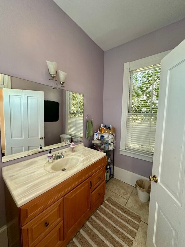 Building Photo - 3 BED | 2.5 BATH | WRAP AROUND PORCHES | MIDTOWN