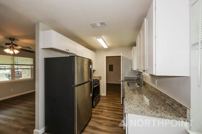 Building Photo - 3 BR/1BA | Newly Renovated Single Family Home | 1-Car Covered Parking | Gated backyard