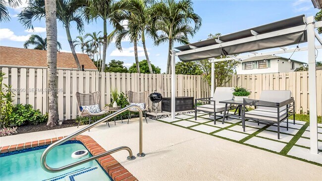 Building Photo - 651 Shiloh Terrace