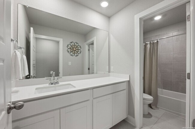 Building Photo - 6410 Comanche Sky