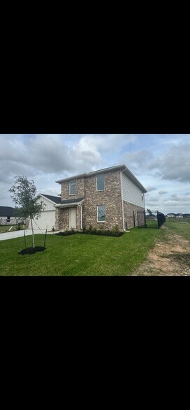 Building Photo - 3020 Nori Shores Dr