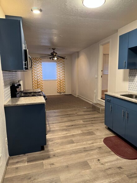 Building Photo - 2908 Monterey Ave SE