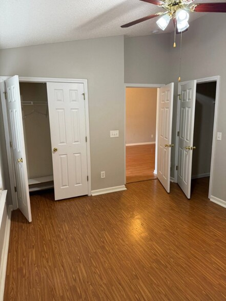 Building Photo - 2932 WaterStone Loop