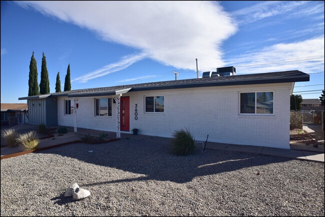 Building Photo - 3600 Volcanic Ave