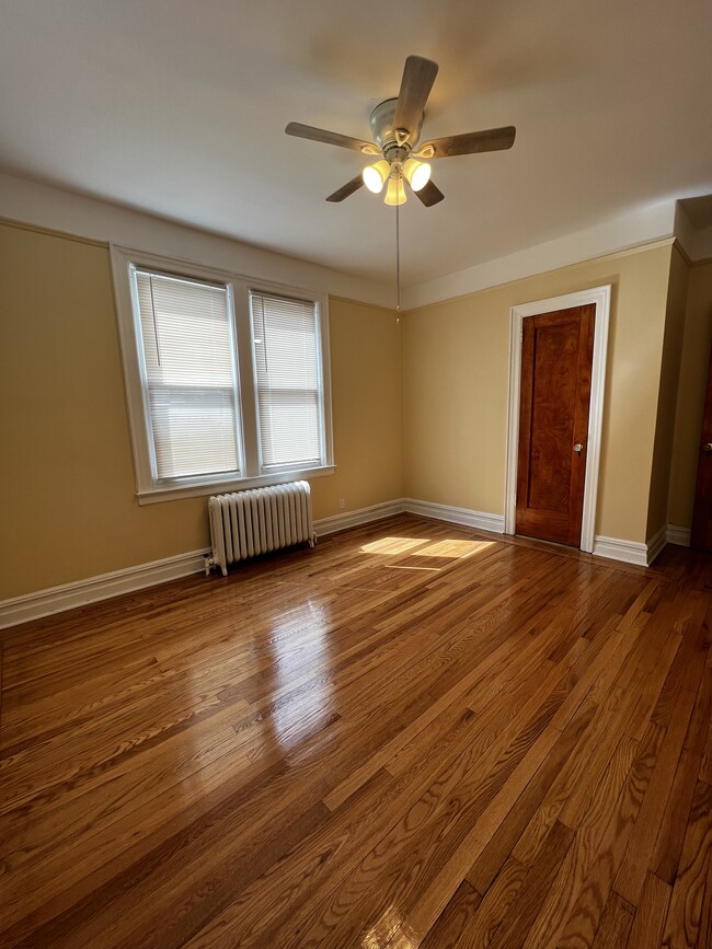 Bedroom 3 - 820 E 228th St