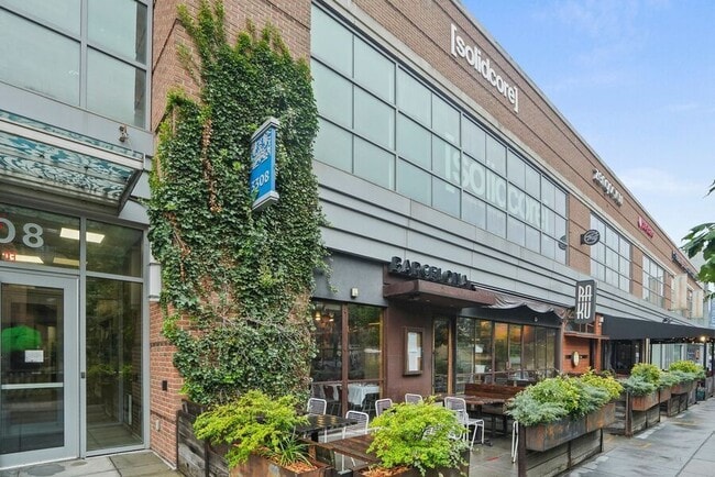 Building Photo - 3810 39th St NW