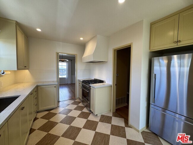 Building Photo - 11188 Ophir Dr