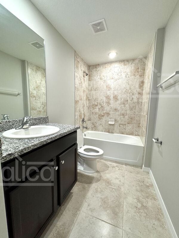Building Photo - 3271 Hale Ave